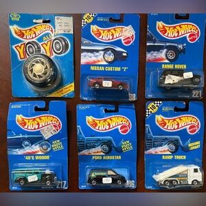 Vintage Mattel HOT WHEELS Lot ( 5 cars + yo-yo )